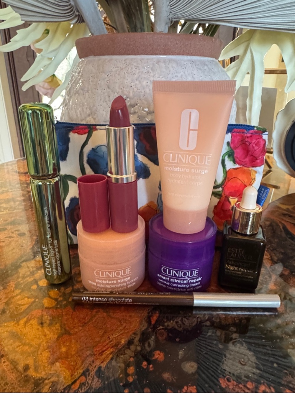 Clinique 8 Piece Makeup & Moisture Set